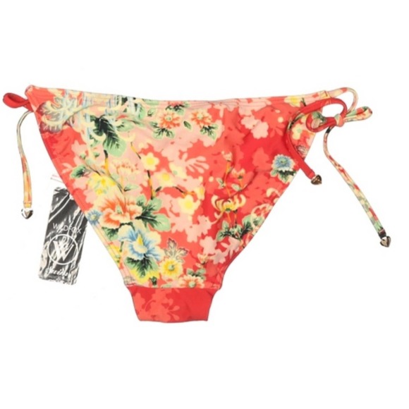 WILDFOX Geisha Tie Side Bikini Swim Bottom in Red Floral Medium - Picture 3 of 8